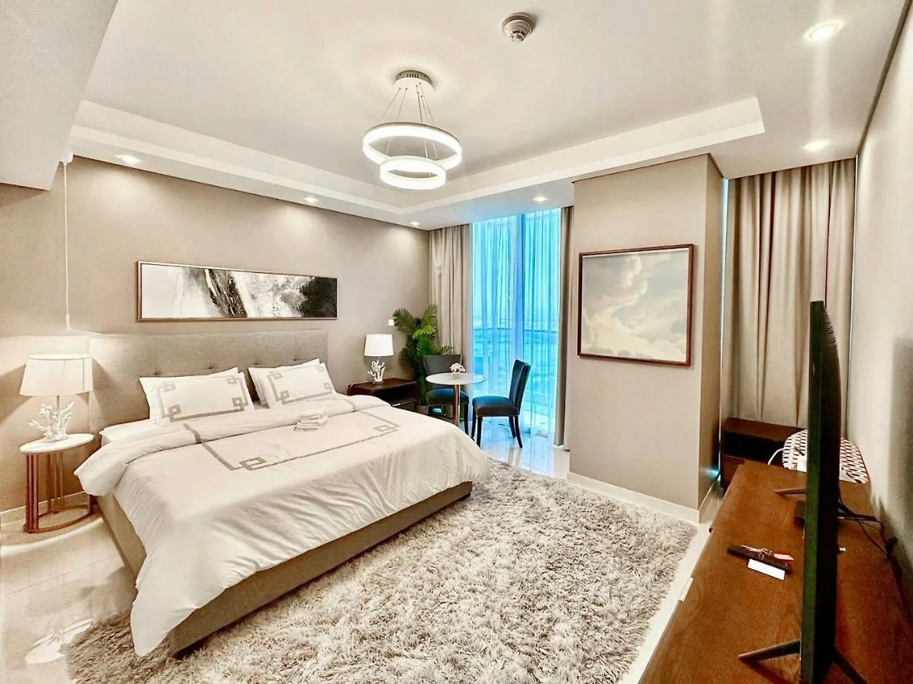 Prime Location , Bright Studio , High Floor location